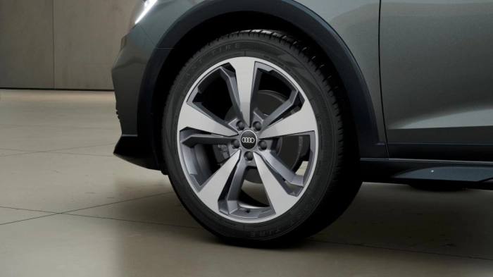 Audi A1 Allstreet   Identity Contrast 30 TFSI  85(116) kW(CV) S tronic