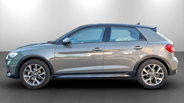 Audi A1 Allstreet  30 1.0 tfsi Admired 110c