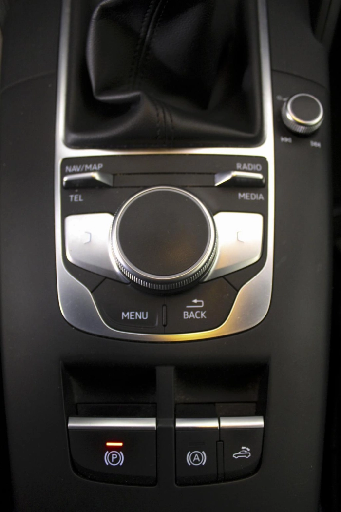 Audi A3  Cabrio 1.6 tdi Sport 116cv