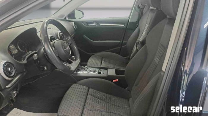 Audi A3 Sportback  35 2.0 tdi Business 150cv s-tronic 7m