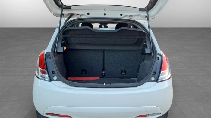 Lancia Ypsilon  1.2 Silver 69cv