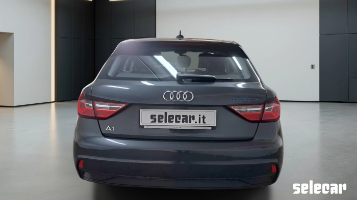 Audi A1 Sportback  30 1.0 tfsi Admired Adva