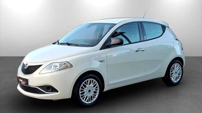 Lancia Ypsilon  1.2 Silver 69cv