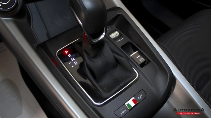 Alfa romeo Tonale 1.3 phev Speciale Q4 280cv at6