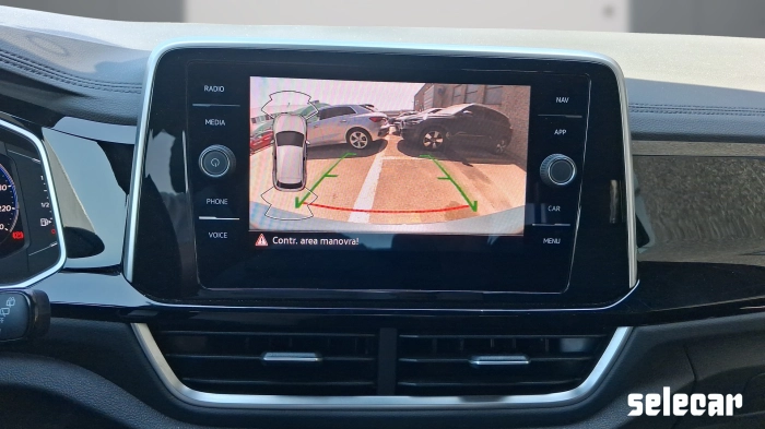Volkswagen T-Roc  1.0 tsi R-Line 110cv