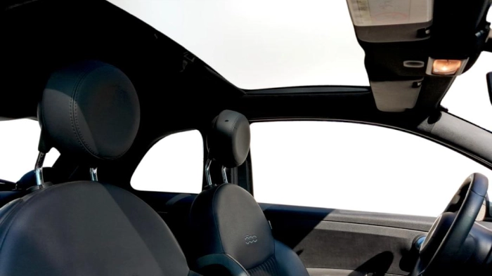 Fiat 500  1.0 hybrid Rockstar 70cv