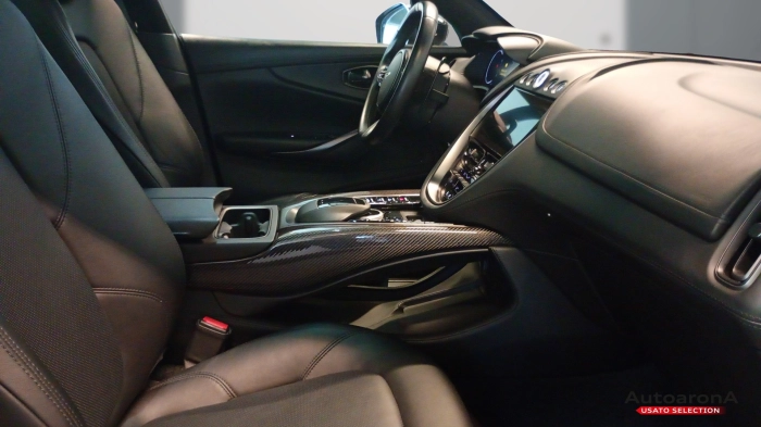 Aston martin DBX 4.0 auto