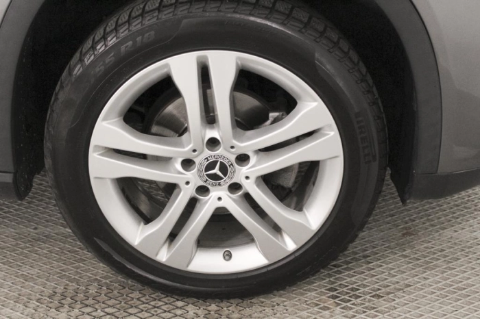 Mercedes-Benz GLA-X156 GLA 200 d Business auto