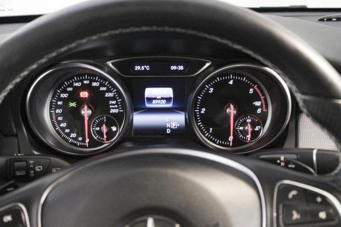 Mercedes-Benz GLA-X156 GLA 200 d Business auto