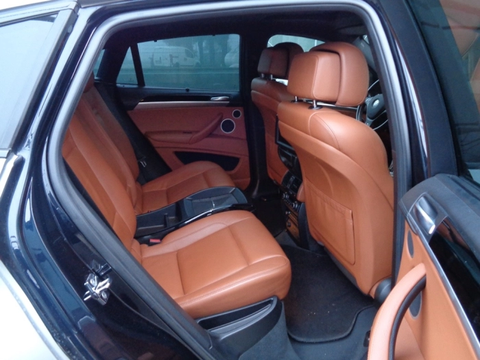 BMW X6  M 4.4 V8 auto