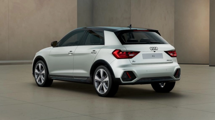 Audi A1 Allstreet   Identity Contrast 30 TFSI  85(116) kW(CV) S tronic