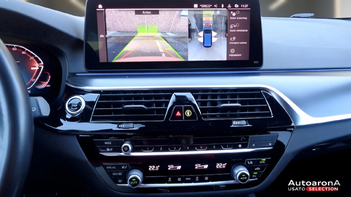 BMW Serie 520d Touring mhev 48V xdrive 