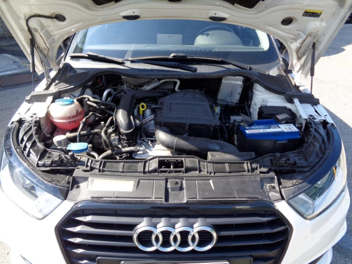 Audi A1 Sportback  1.0 tfsi ultra Sport 95cv