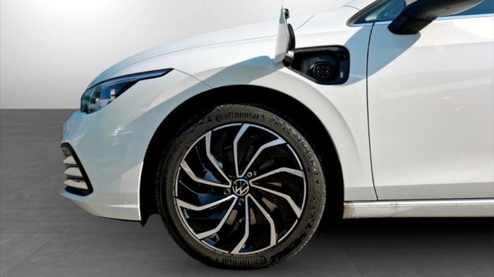 Volkswagen Golf  1.4 tsi ehybrid Style 204cv dsg