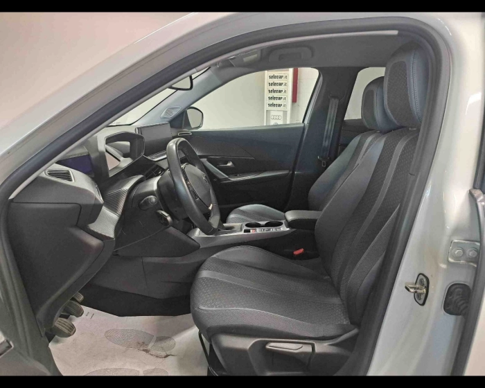 Peugeot 2008  1.2 puretech Allure Pack s&s 130cv