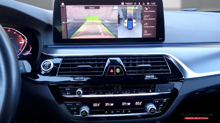 BMW Serie 520d Touring mhev 48V xdrive 