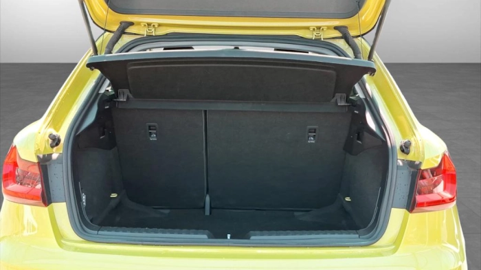 Audi A1 Sportback  30 1.0 tfsi Admired 110c