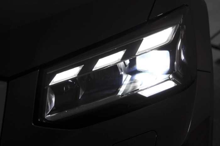 Audi Q2  30 2.0 tdi S line edition s-tronic