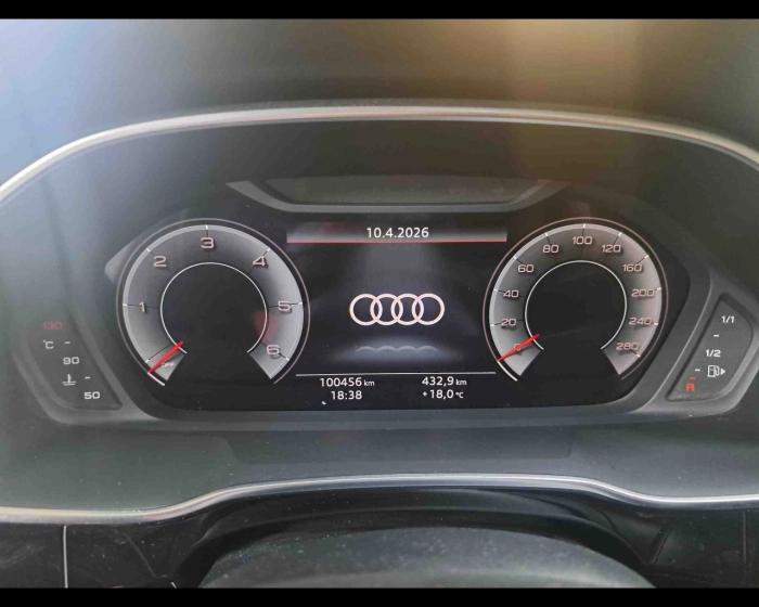 Audi Q3 Sportback  35 2.0 tdi S line edition