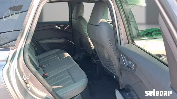 Audi Q4 50 edition one Bronzo quattro