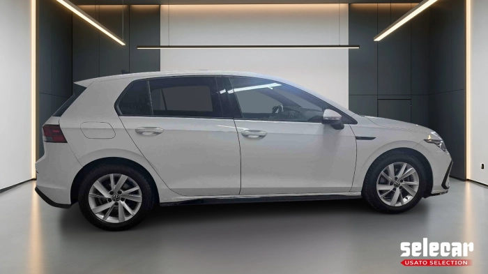Volkswagen Golf  2.0 tdi R-Line 150cv dsg