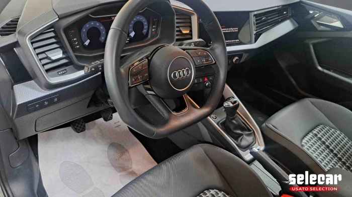 Audi A1 Allstreet  30 1.0 tfsi Admired 110c