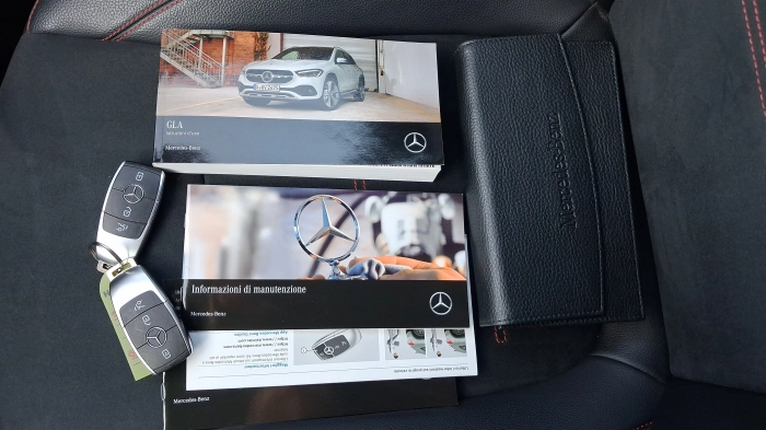 Mercedes-Benz GLA-H247 GLA 200 d Sport 4matic auto