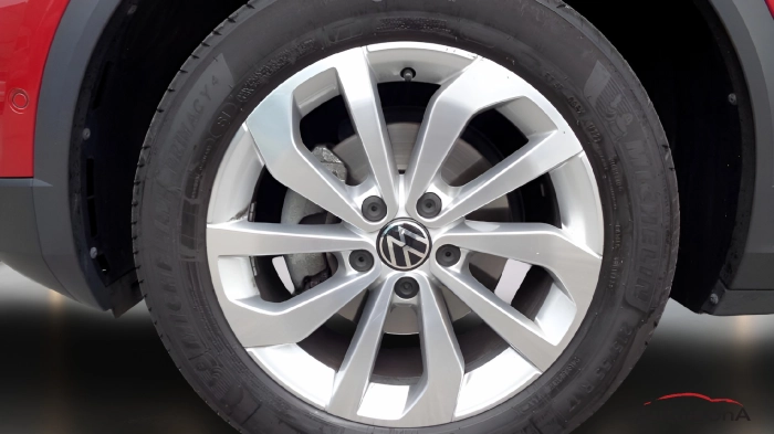 Volkswagen T-Roc  2022 -  1.5 tsi Life