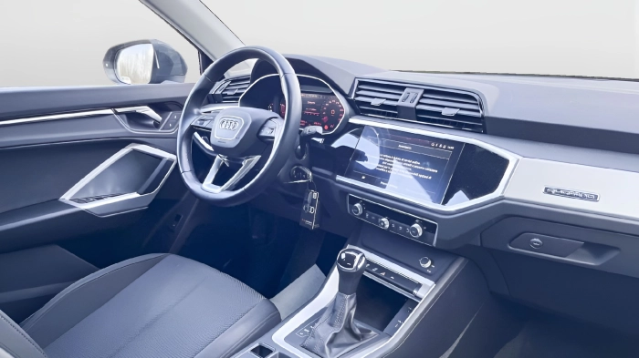 Audi Q3  40 TDI quattro S tronic Business Advanced