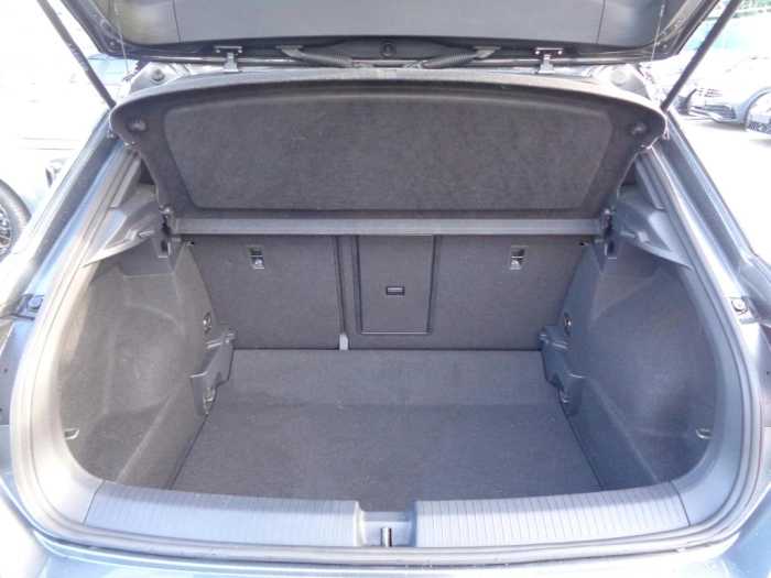 Volkswagen T-Roc  2022 -  1.0 tsi R-Line 110cv