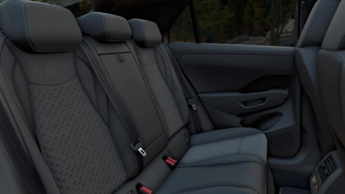 Volkswagen T-Roc Nuovo R-Line 1.5 eTSI ACT 110 kW (150 CV) DSG