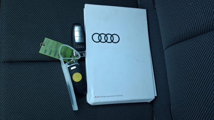 Audi A3  Sedan 35 1.5 tfsi mhev S line edition s-tronic