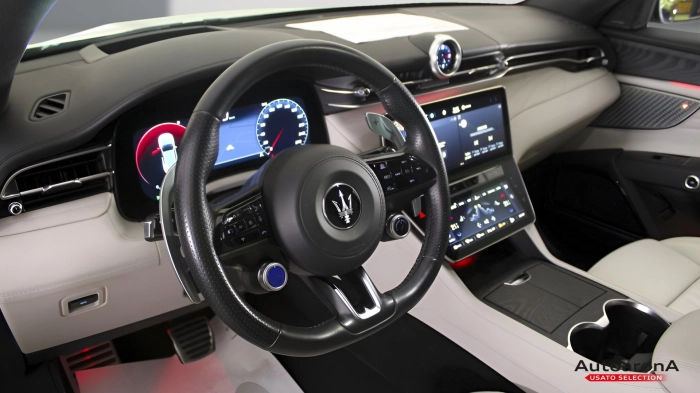 Maserati Grecale 2.0 mhev Modena 330cv auto