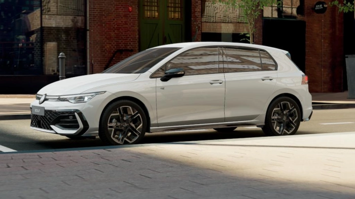 Volkswagen Golf Nuova  R-Line Plus 2.0 TDI SCR 110 kW (150 CV) DSG