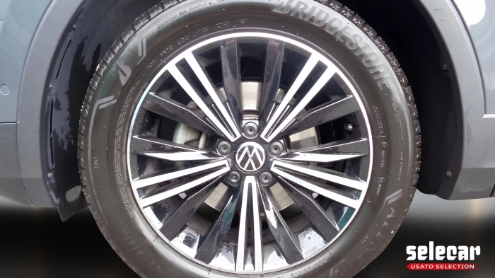Volkswagen Tiguan  2.0 tdi Elegance 150cv dsg
