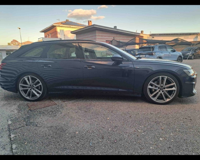 Audi A6 Avant  45 2.0 tfsi mhev Business Sport q