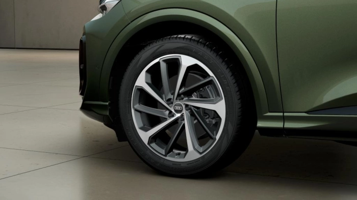 Audi Q5   S line edition TFSI quattro 150 kW S tronic