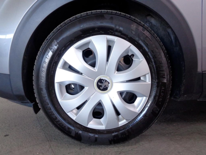 Peugeot 5008  1.5 bluehdi Active s&s 130cv 7p.ti