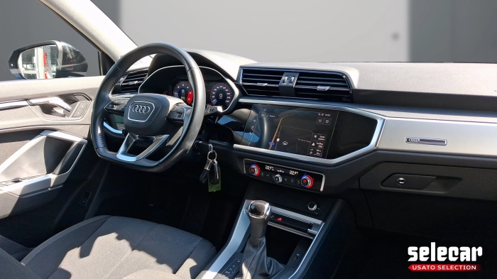 Audi Q3 Sportback  35 2.0 tdi Business Plus 