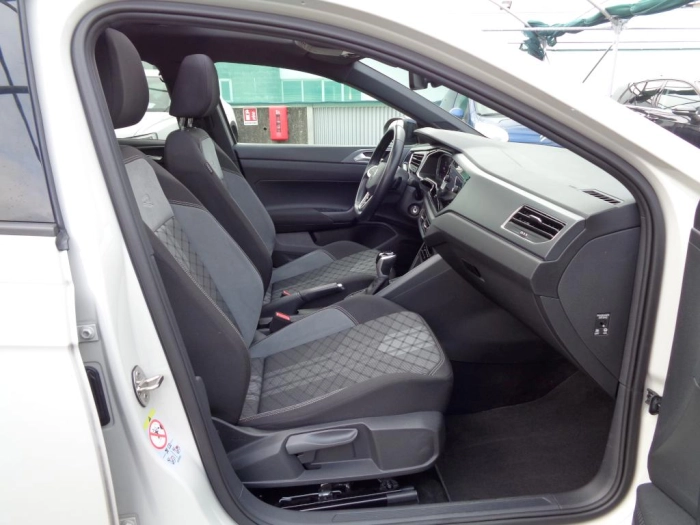 Volkswagen Taigo 1.0 tsi R-Line 110cv dsg