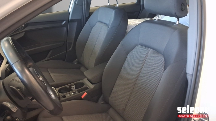 Audi A3 Sportback  40 1.4 tfsi e Business A