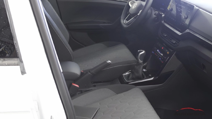 Volkswagen T-Cross Nuova Edition Plus 1.0 TSI 70 kW (95 CV) Manuale