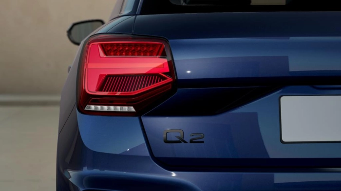 Audi Q2    S line edition 35 TFSI  110(150) kW(CV) S tronic