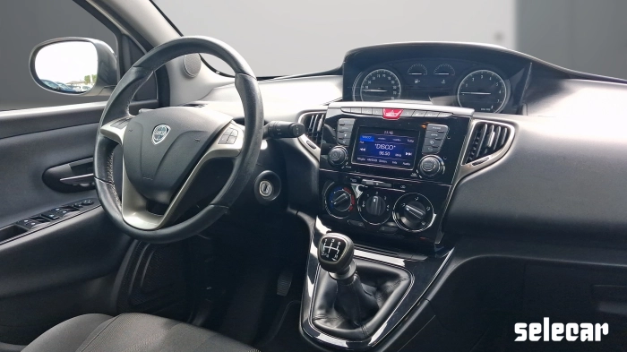 Lancia Ypsilon  1.2 Gold ecochic Gpl 69cv my19