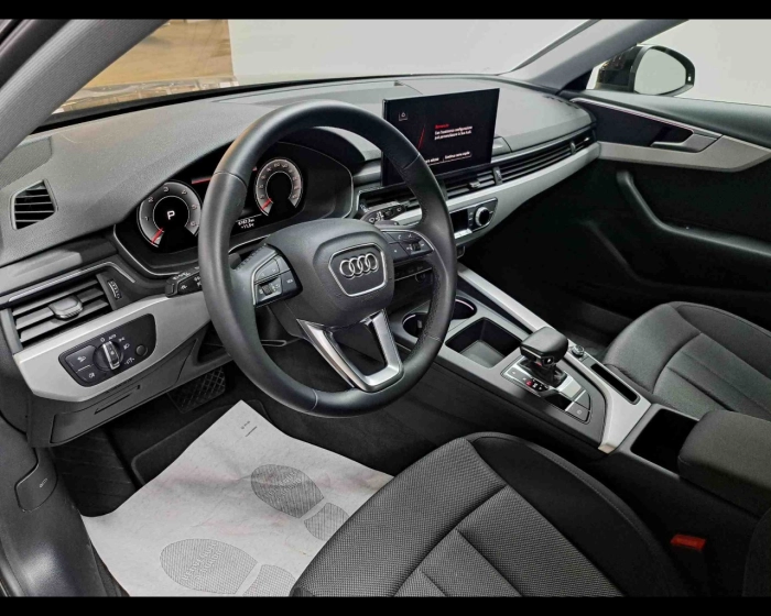 Audi A4 Avant  35 2.0 tdi mhev Business Advanced 163cv s-tronic