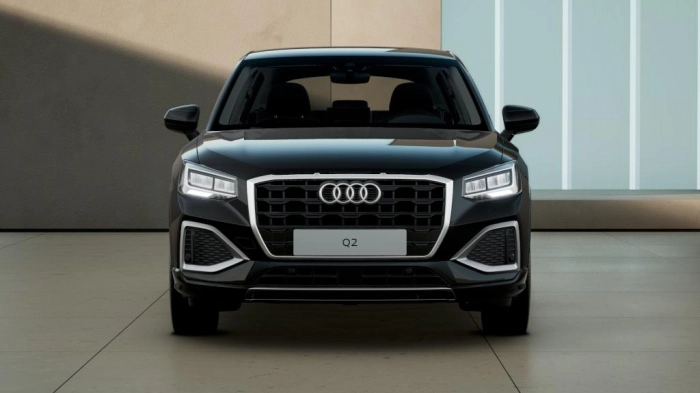 Audi Q2    Business Advanced 35 TFSI  110(150) kW(CV) S tronic