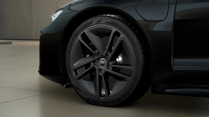 Audi etron GT  S      435,00 kW