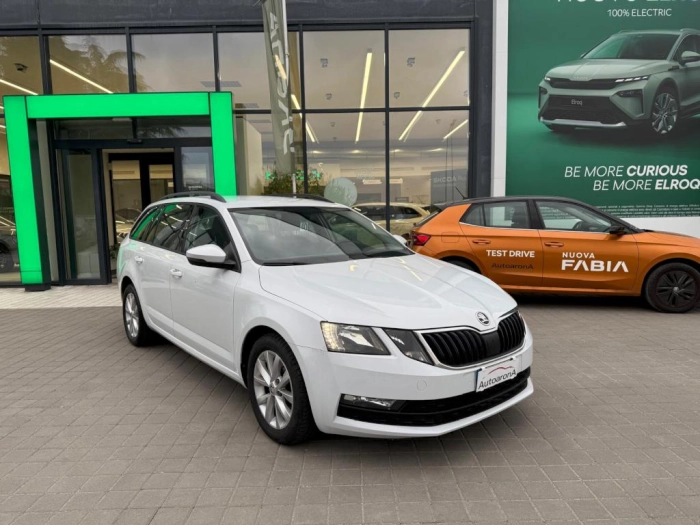 Skoda Octavia  Wagon 1.5 g-tec Executive 130cv dsg