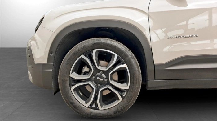 Jeep Avenger 1.2 turbo e-hybrid Summit fwd 100cv edct6