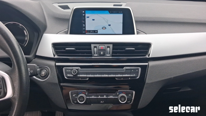 BMW X1  sdrive18i Advantage 140cv auto 7m